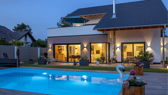 Haus Ibach | Wellnessoase mit Dachterrasse und Pool.